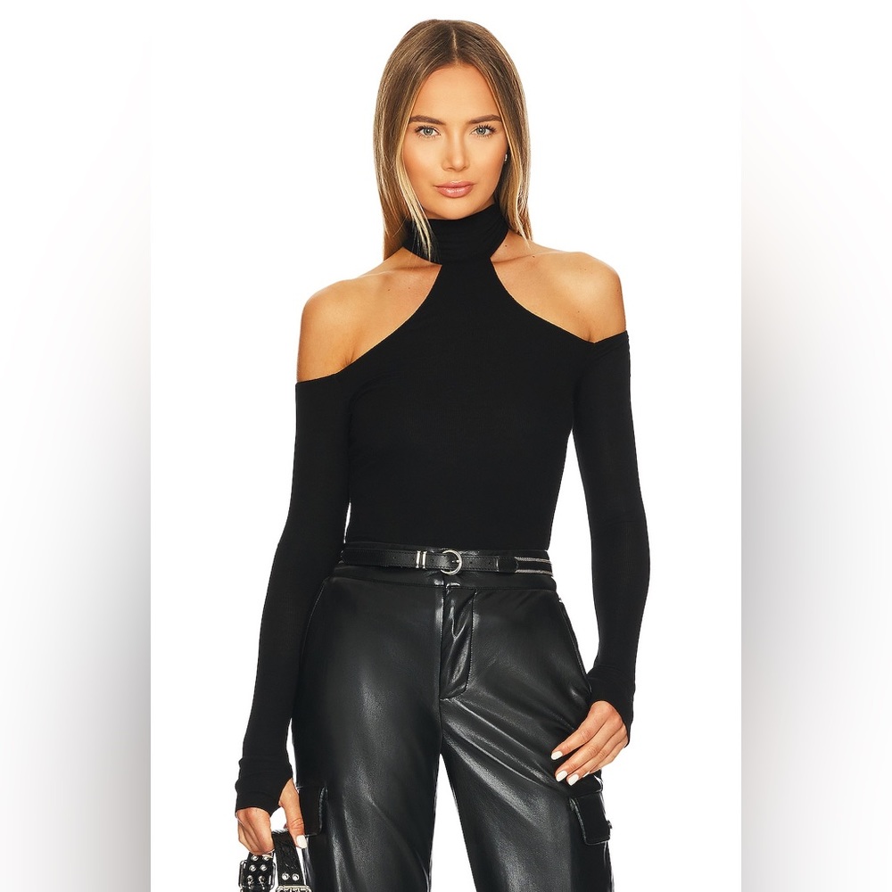 Express cut out shoulder top SIZE SMALL